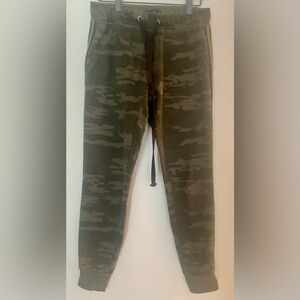 Sanctuary Green Camouflage Joggers with Stretch Fit